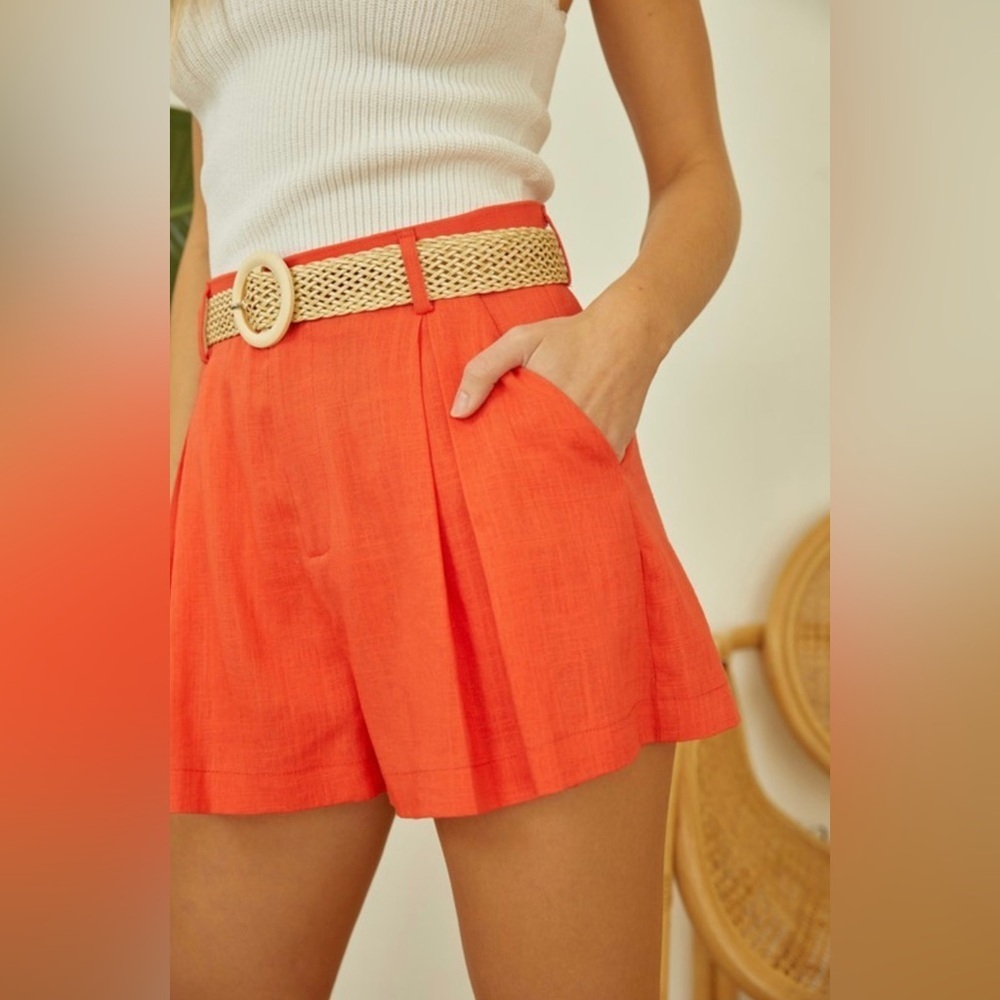 HAUSEN Cammy Belted Shorts – Size S – NWT (Blood Orange)
